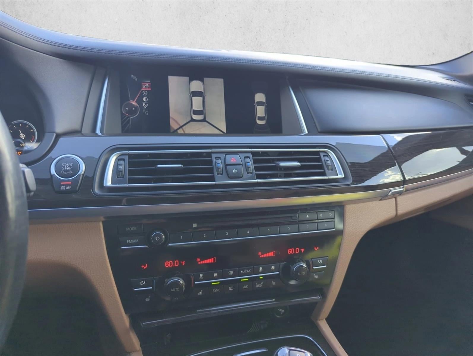 2015 BMW 750i xDrive Sedan