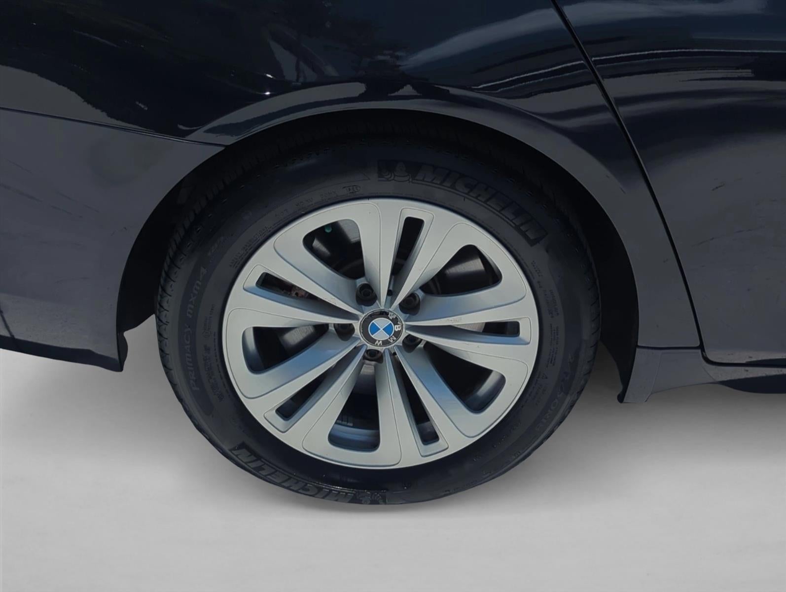 2015 BMW 750i xDrive Sedan