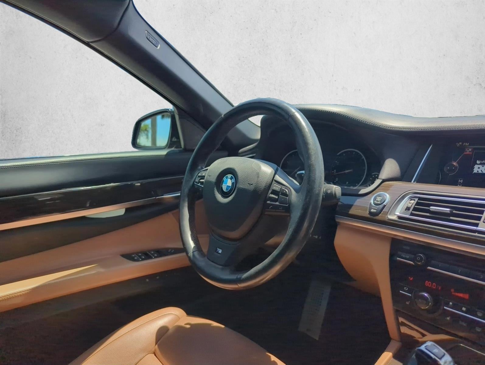 2015 BMW 750i xDrive Sedan