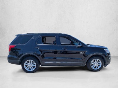2017 Ford Explorer XLT FWD