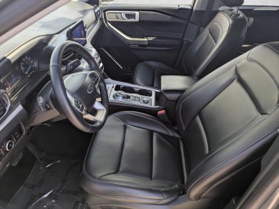 2023 Ford Explorer XLT 4WD