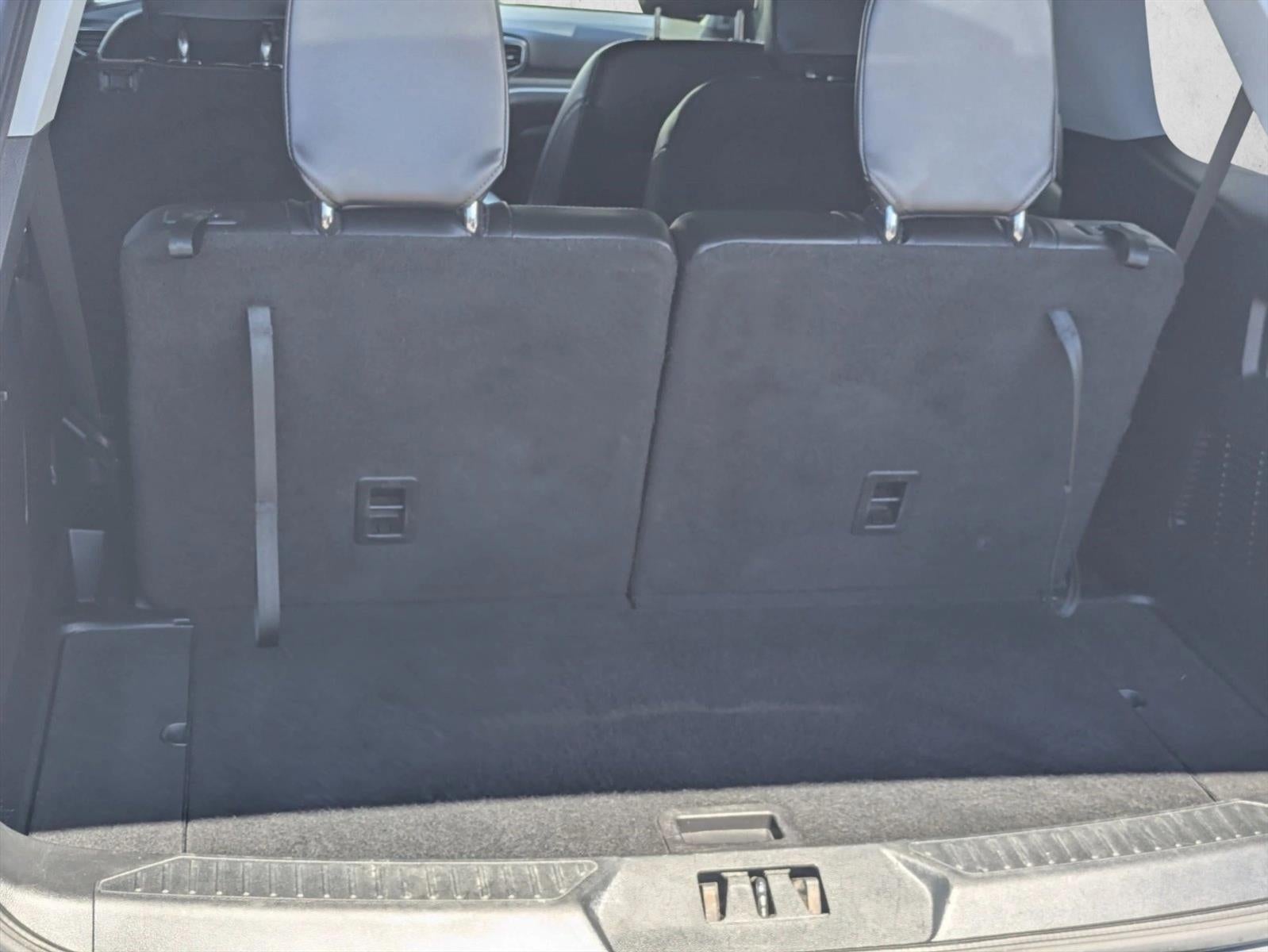 2023 Ford Explorer XLT 4WD