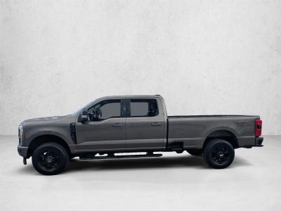 2023 Ford Super Duty F-350 SRW XLT 4WD Crew Cab 6.75' Box