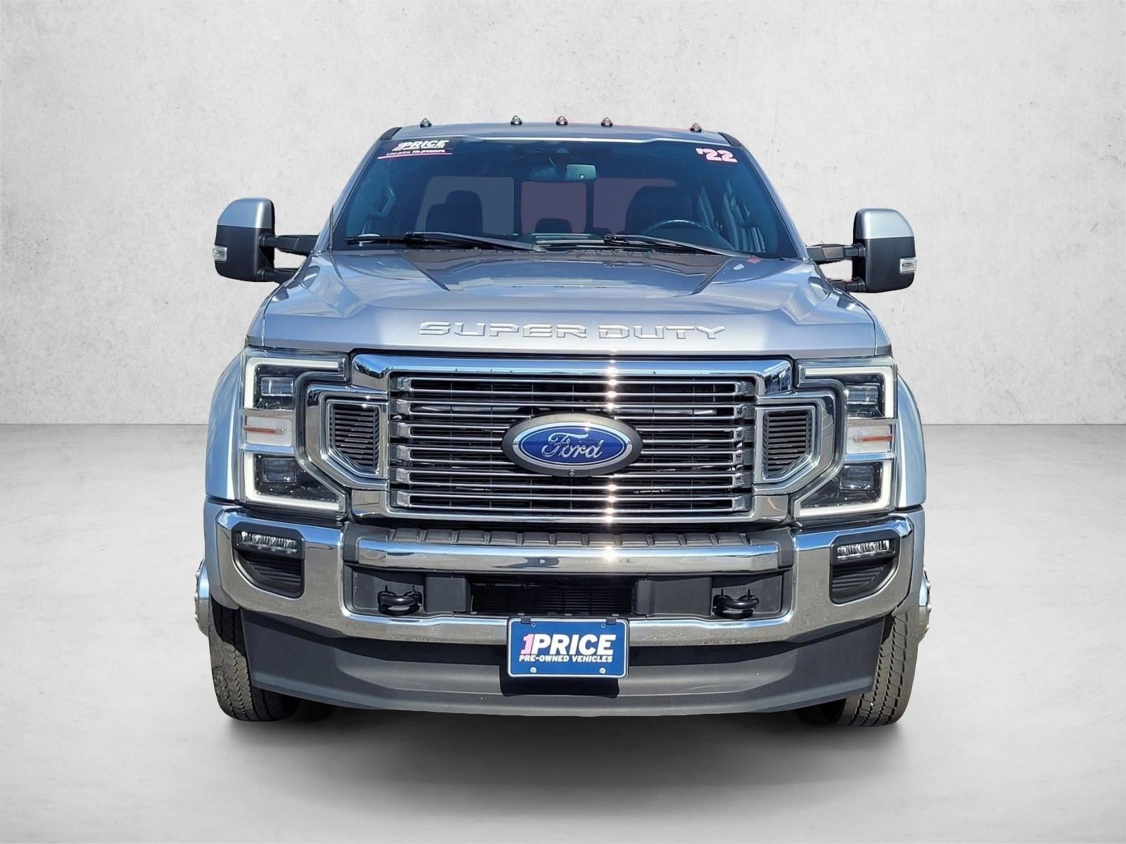2022 Ford Super Duty F-450 DRW LARIAT 4WD Crew Cab 8' Box