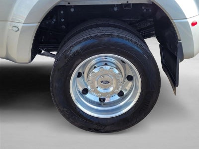 2022 Ford Super Duty F-450 DRW LARIAT 4WD Crew Cab 8' Box