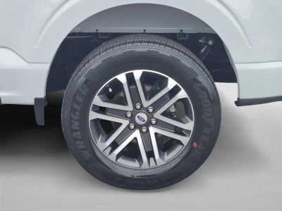 2023 Ford F-150 XL 2WD SuperCrew 5.5' Box
