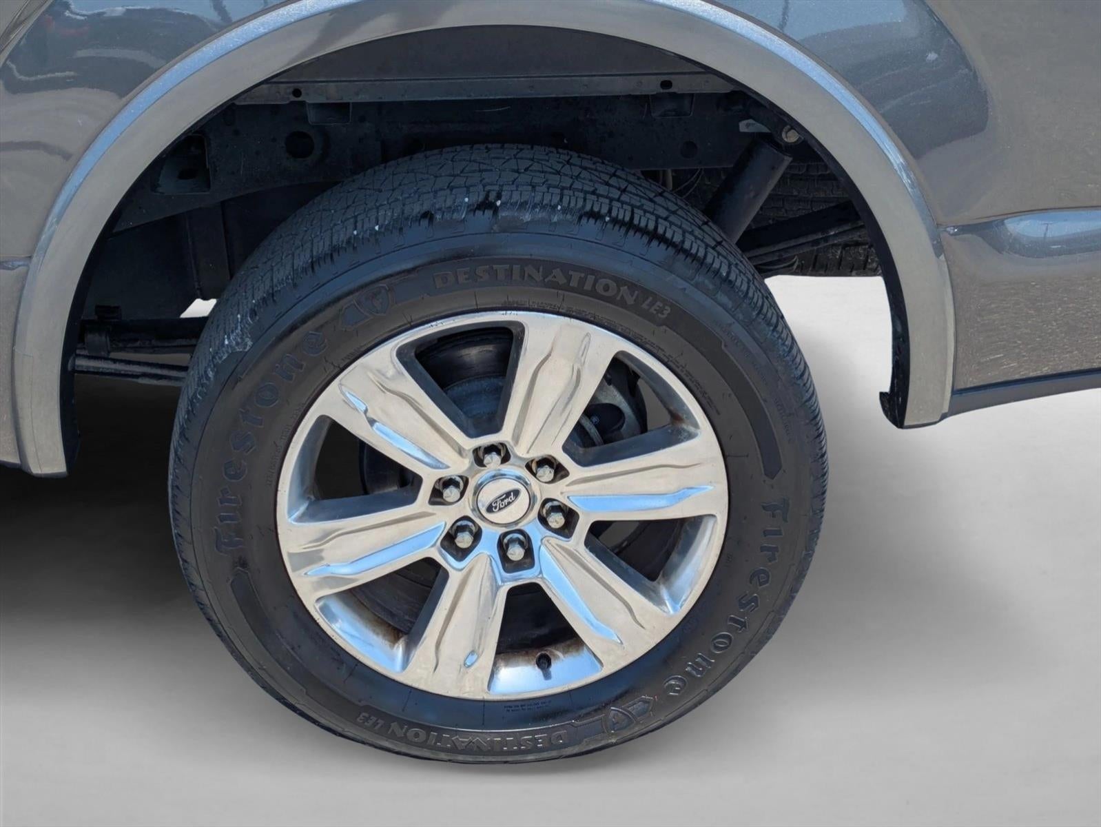 2015 Ford F-150 4WD SuperCrew 5-1/2 Ft Box Platinum