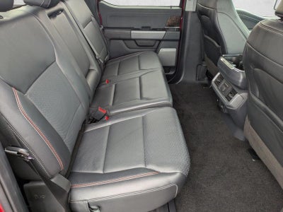 2022 Ford F-150 LARIAT 4WD SuperCrew 5.5' Box