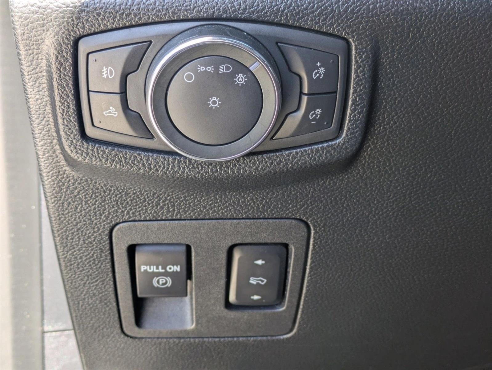 2020 Ford F-150 LARIAT 4WD SuperCab 6.5' Box