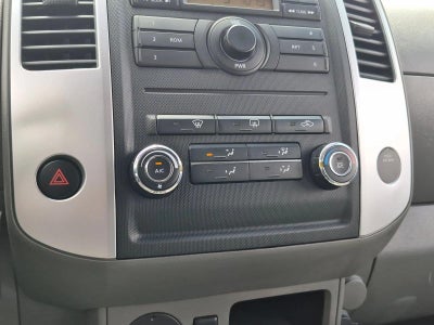 2011 Nissan Frontier 2WD Crew Cab LWB Auto SV