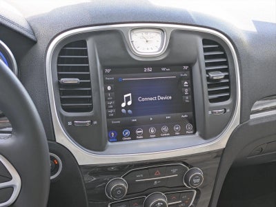 2018 Chrysler 300 Touring L RWD