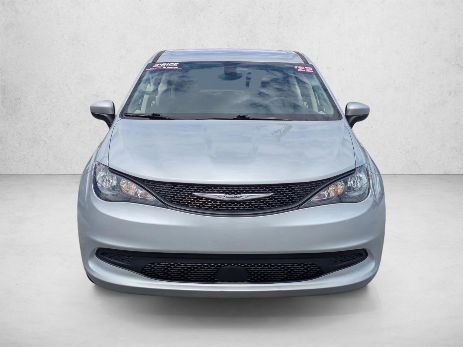 2022 Chrysler Voyager LX FWD