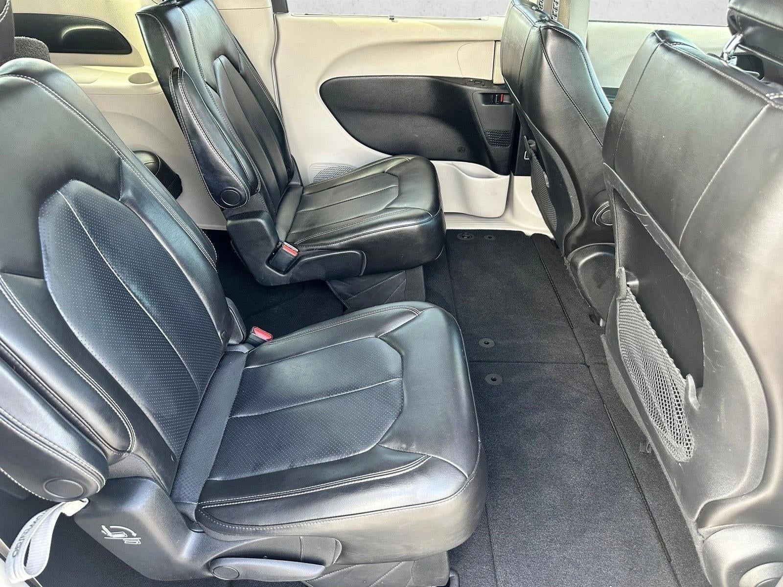 2021 Chrysler Voyager LXI FWD