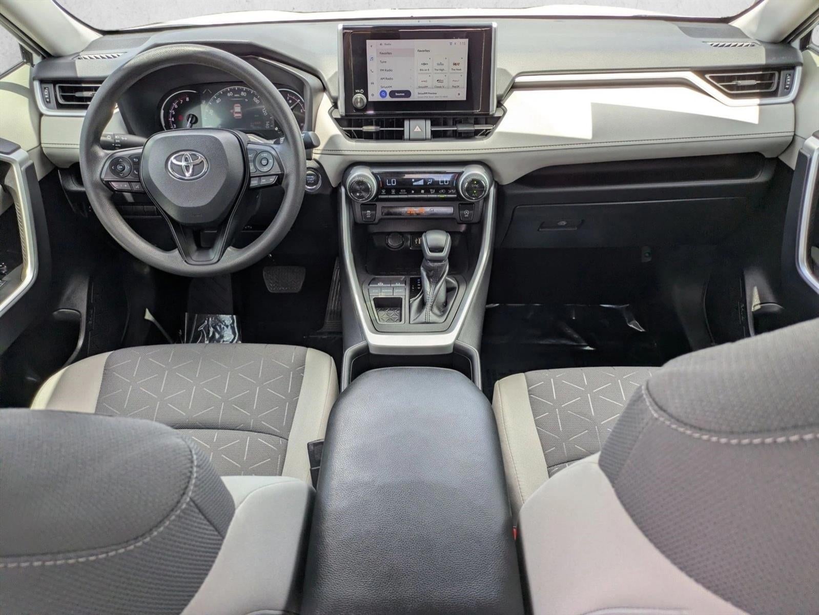 2023 Toyota RAV4 XLE FWD (GS)