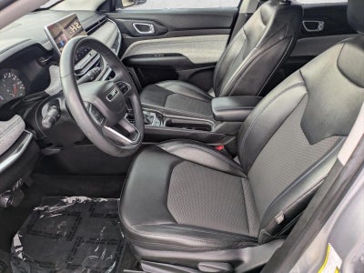 2022 Jeep Compass Latitude FWD