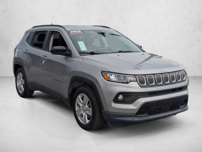 2022 Jeep Compass Latitude FWD