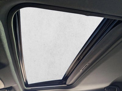 2025 Toyota Camry SE (Natl)