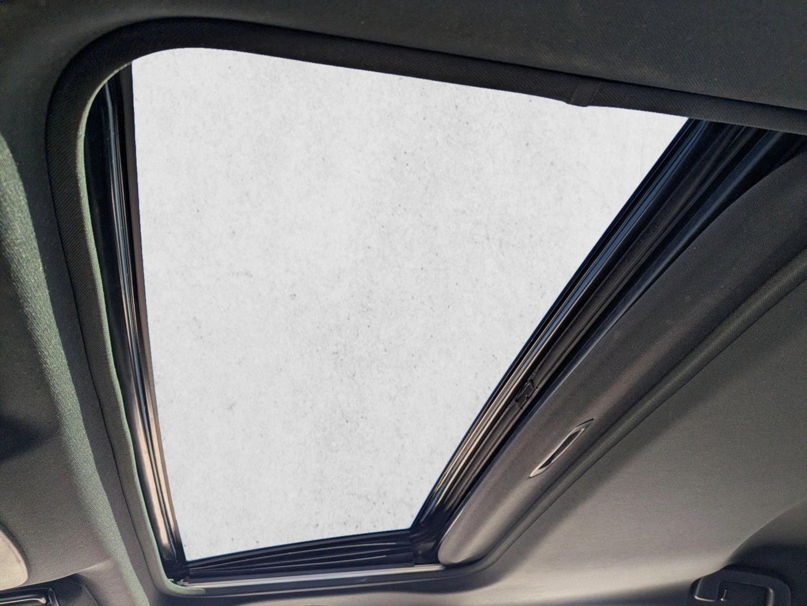 2025 Toyota Camry SE (Natl)