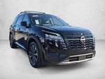 2026 Nissan Pathfinder Platinum 2WD