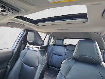 2022 Toyota Corolla Cross XLE 2WD (Natl)