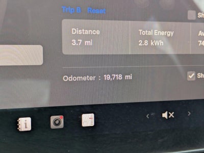 2024 Tesla Model Y Long Range AWD
