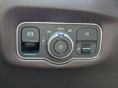 2021 Aston Martin Vantage Roadster