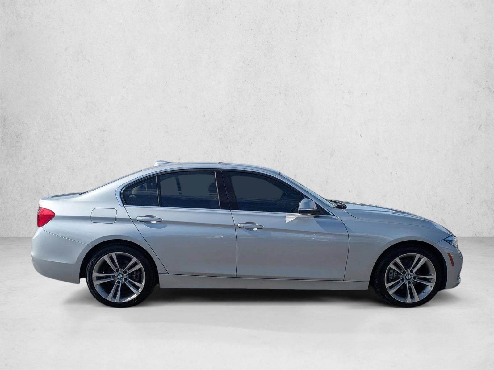 2018 BMW 330i Sedan