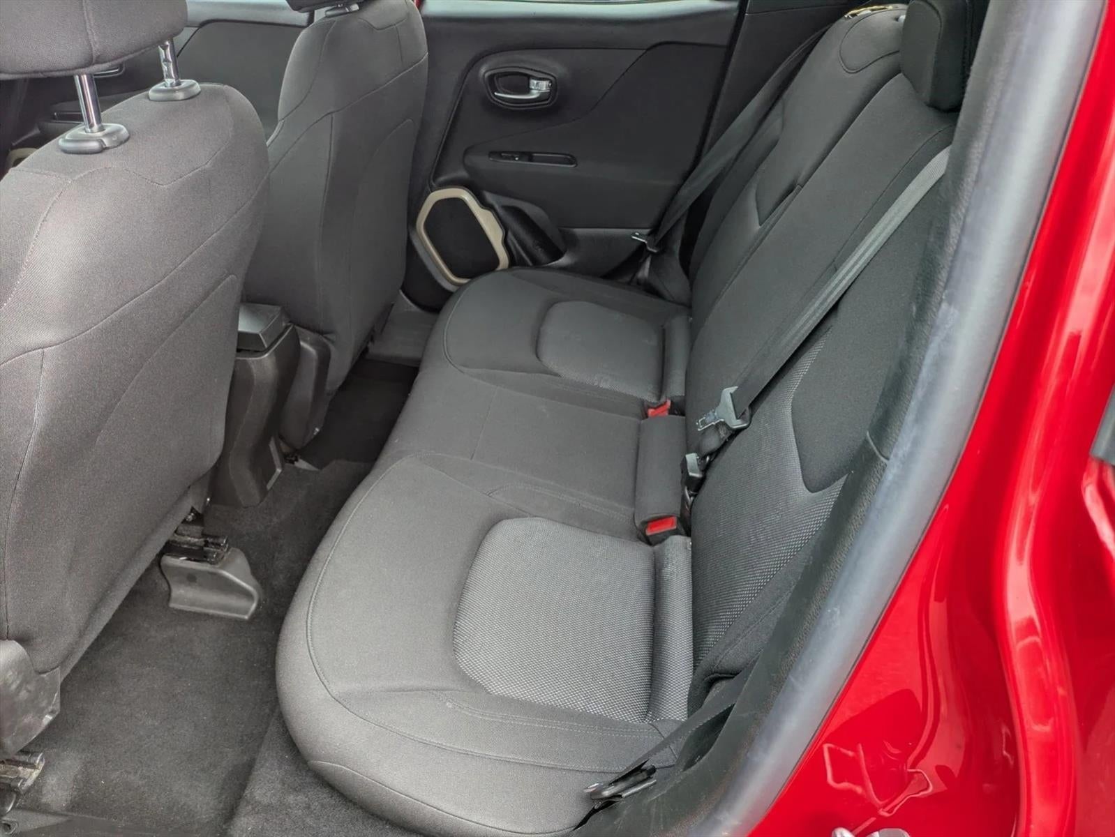 2016 Jeep Renegade FWD 4dr Sport