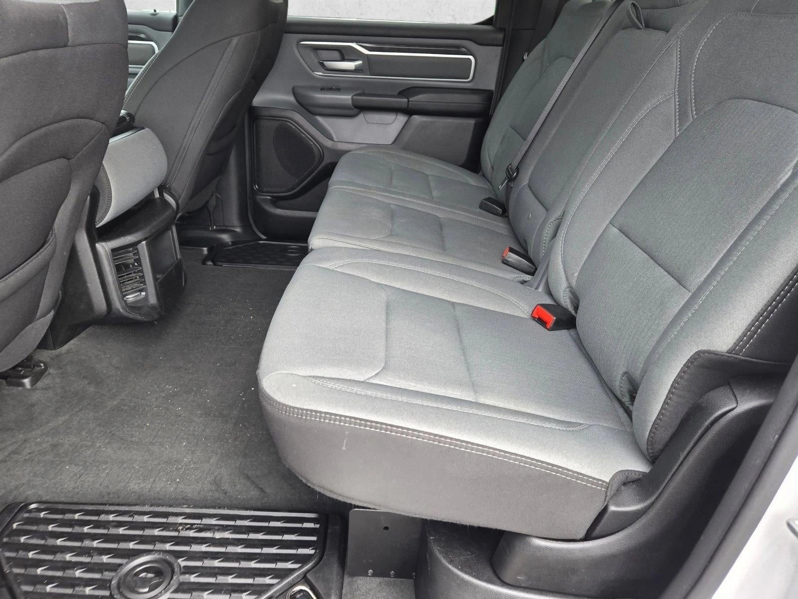 2022 RAM 1500 Big Horn 4x4 Crew Cab 6'4" Box