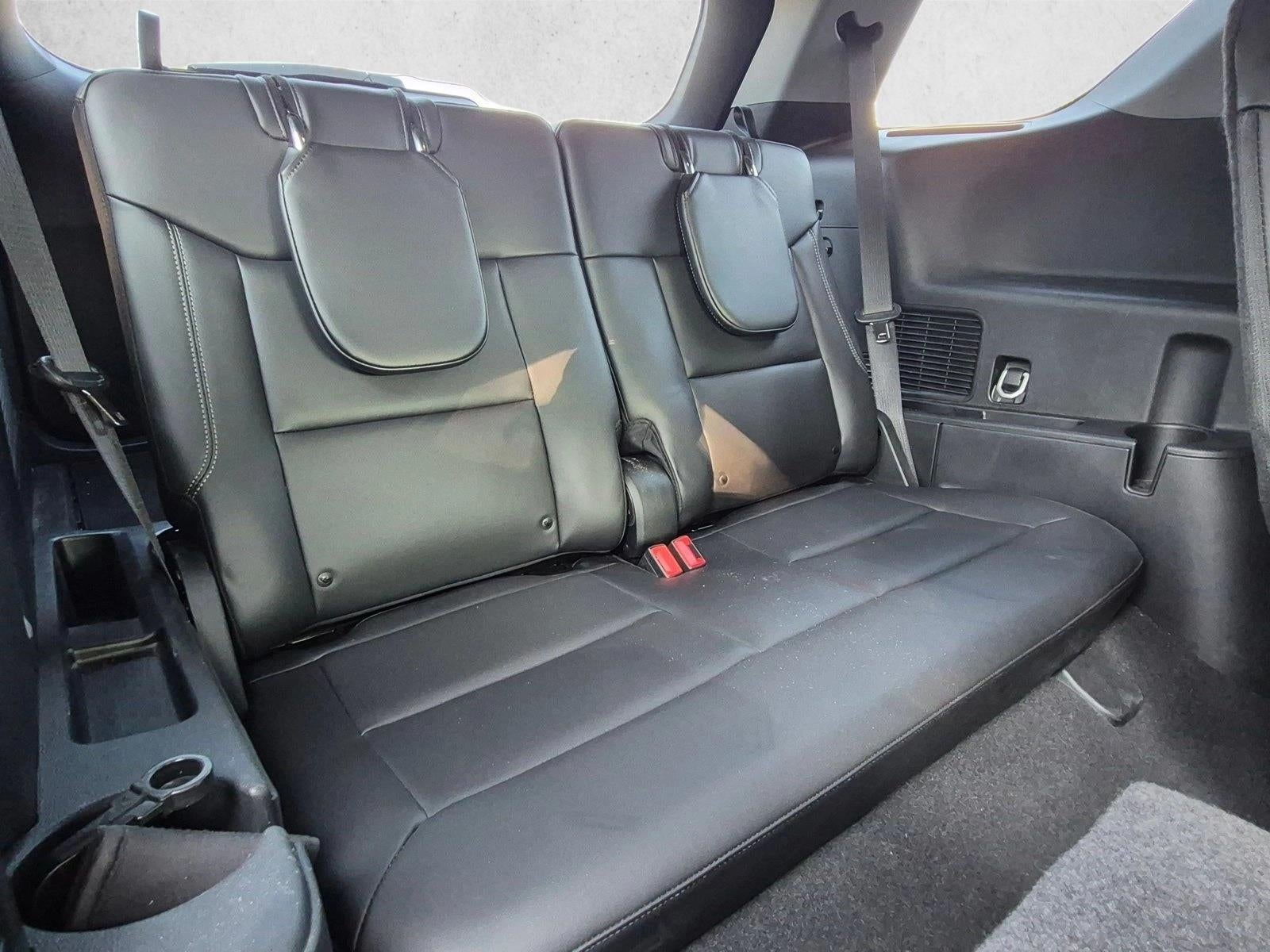 2023 Ford Explorer XLT RWD