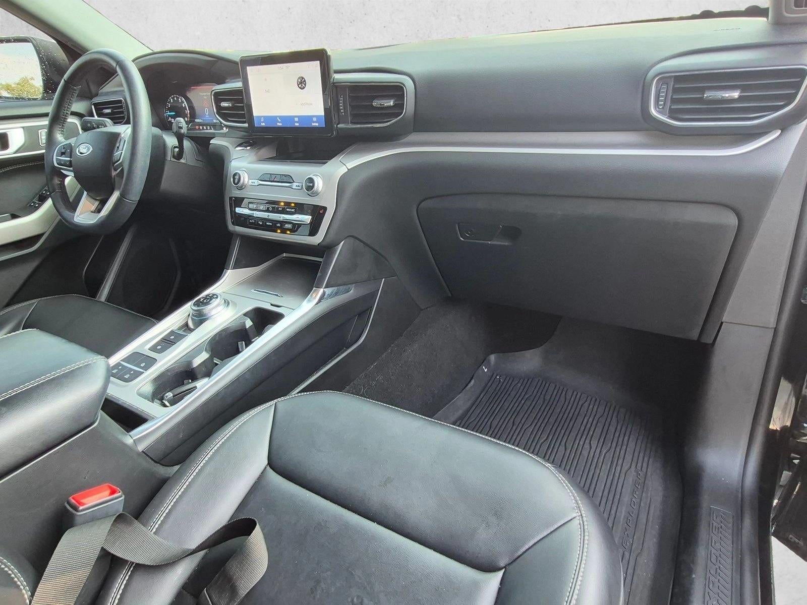 2023 Ford Explorer XLT RWD