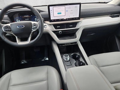2025 Ford Explorer Active RWD