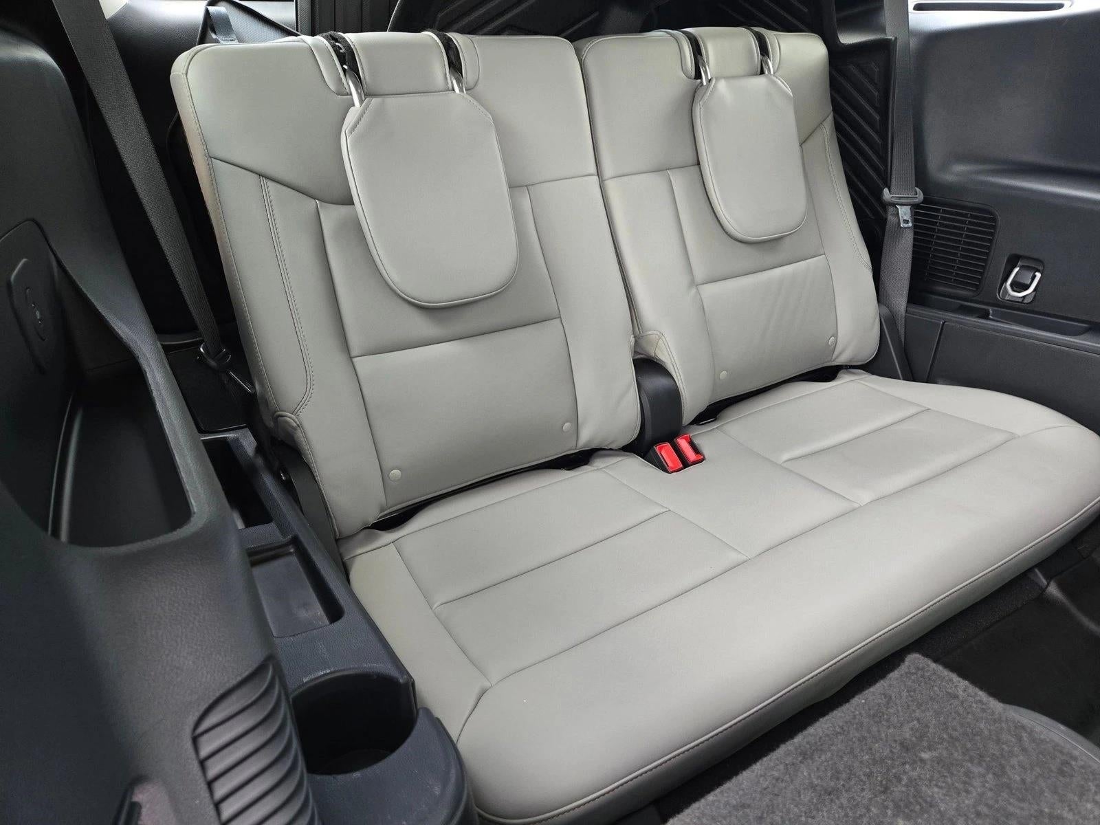 2025 Ford Explorer Active RWD