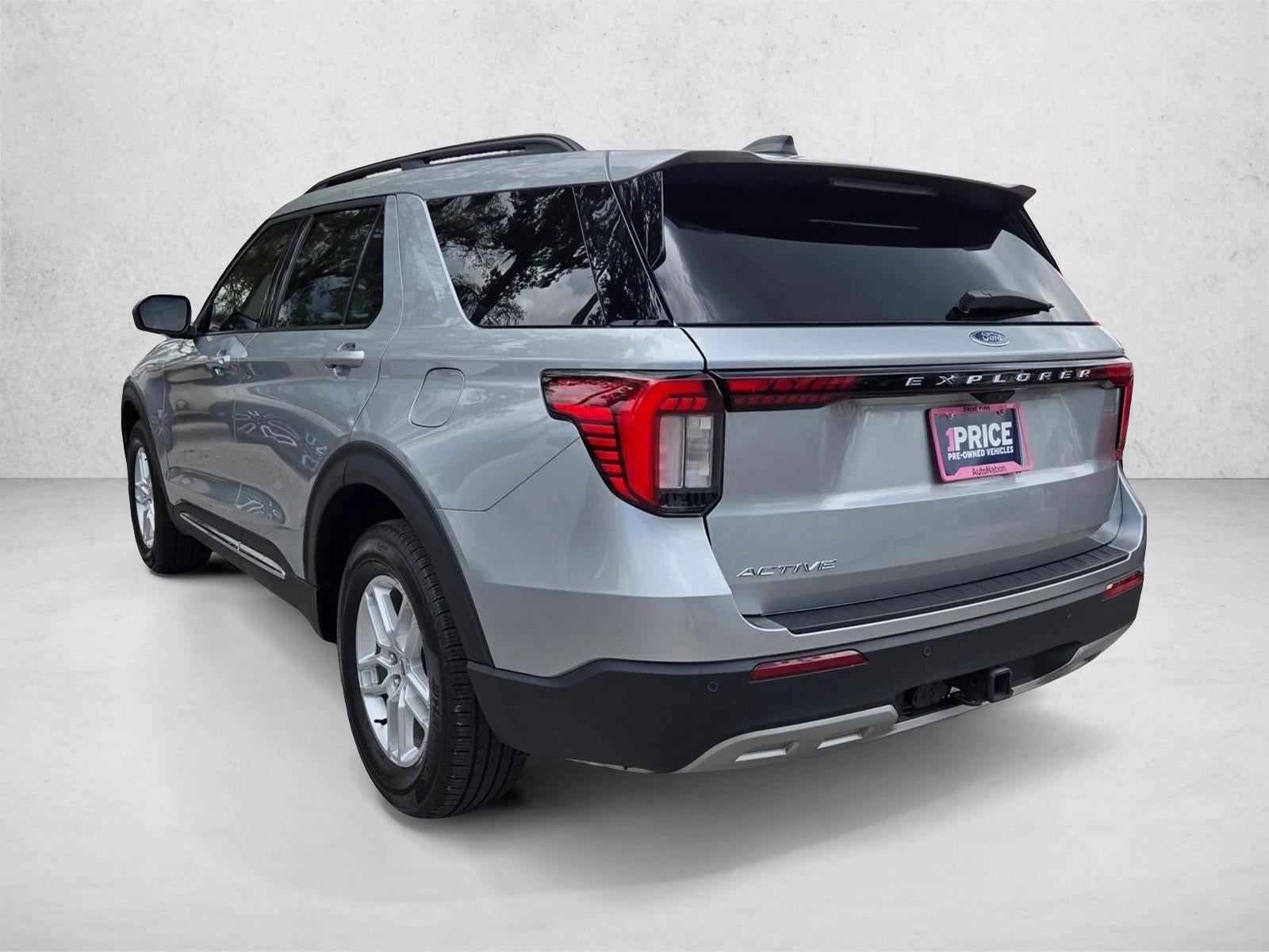 2025 Ford Explorer Active RWD