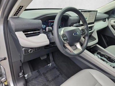 2025 Ford Explorer Active RWD