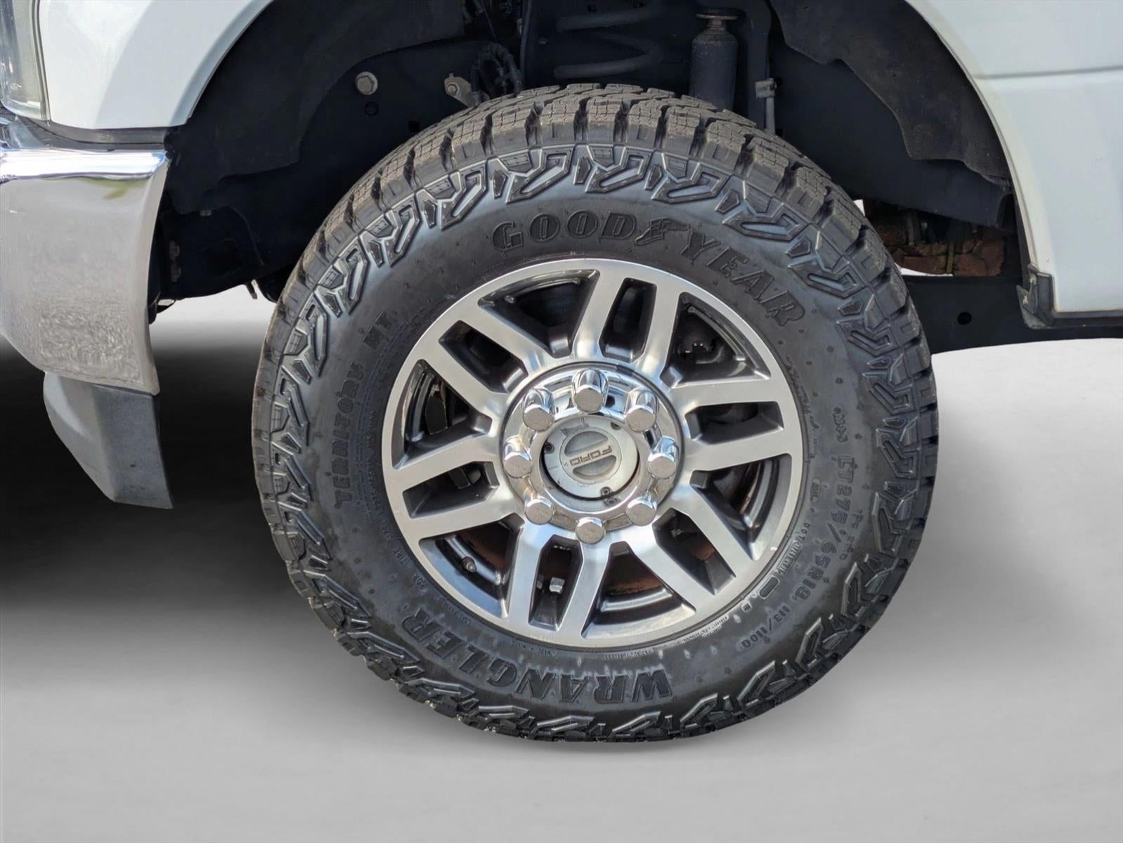 2019 Ford Super Duty F-250 SRW LARIAT 4WD Crew Cab 6.75' Box