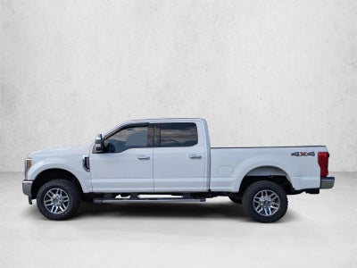 2019 Ford Super Duty F-250 SRW LARIAT 4WD Crew Cab 6.75' Box