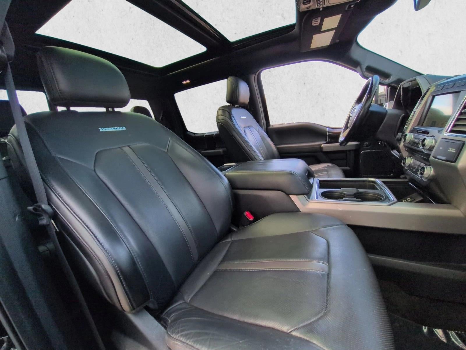 2017 Ford Super Duty F-250 SRW Platinum 4WD Crew Cab 6.75' Box