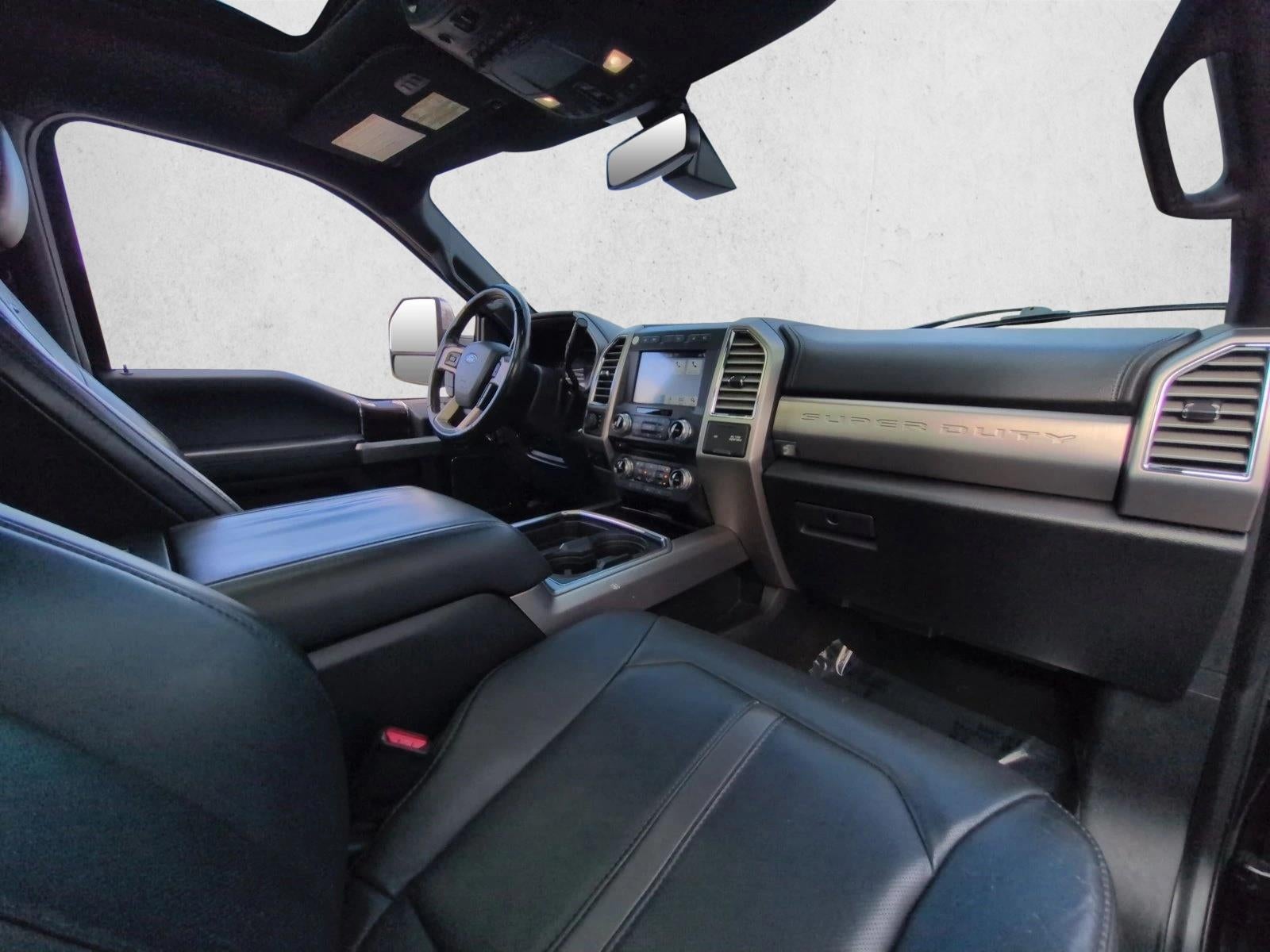 2017 Ford Super Duty F-250 SRW Platinum 4WD Crew Cab 6.75' Box