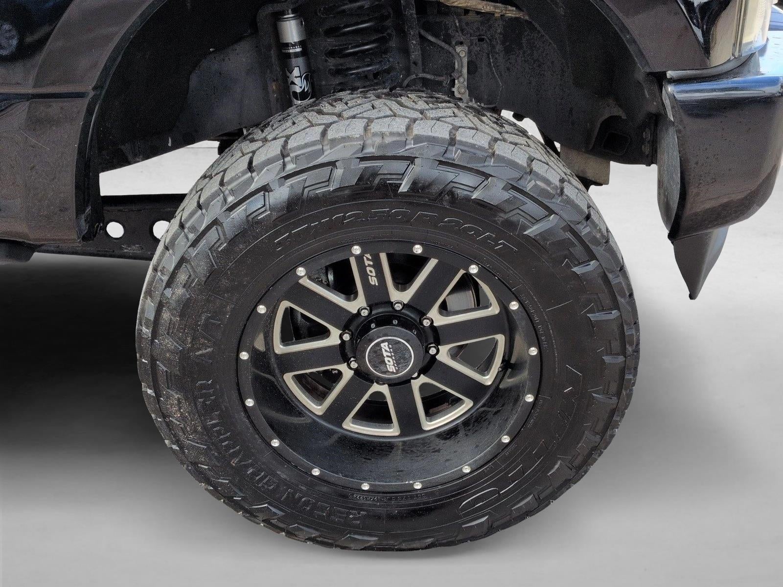 2017 Ford Super Duty F-250 SRW Platinum 4WD Crew Cab 6.75' Box