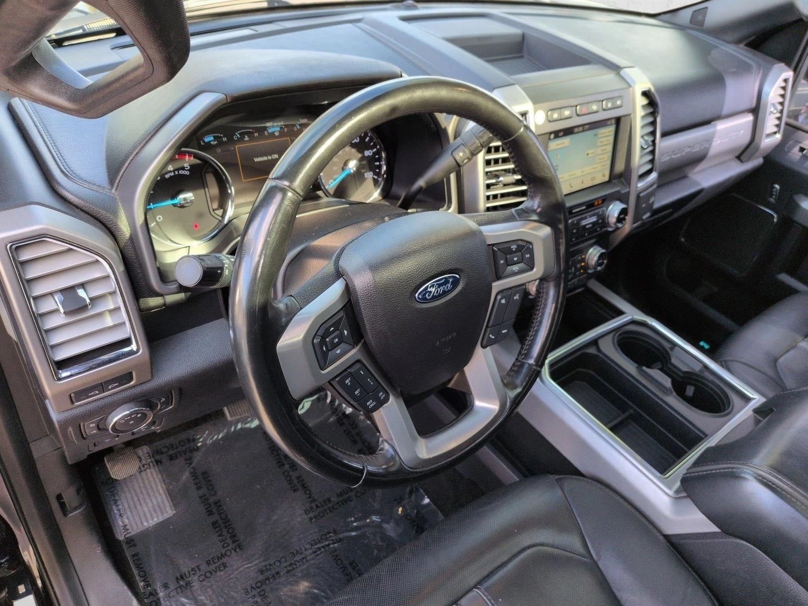 2017 Ford Super Duty F-250 SRW Platinum 4WD Crew Cab 6.75' Box