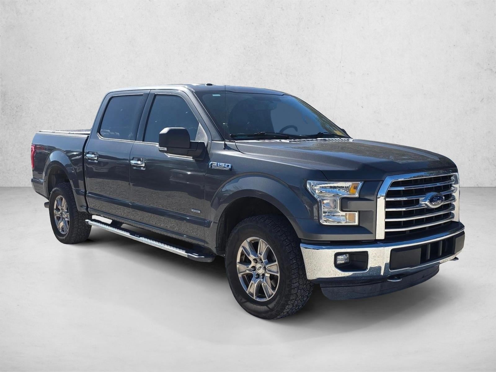 2015 Ford F-150 4WD SuperCrew 5-1/2 Ft Box XLT