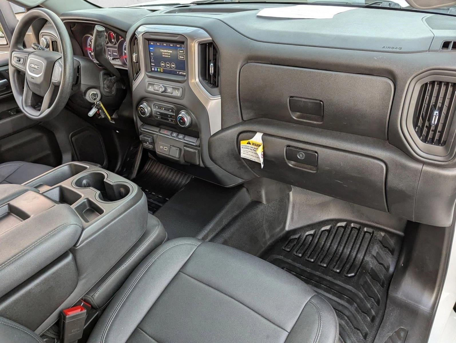 2022 GMC Sierra 3500HD Double Cab Long Box 4-Wheel Drive Pro