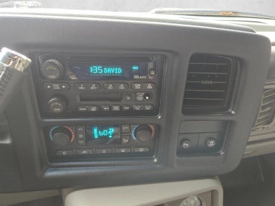2003 Cadillac Escalade Base