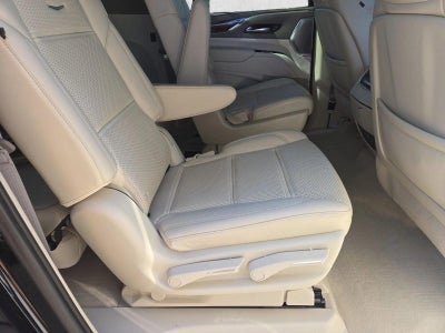 2023 Cadillac Escalade ESV 4WD Sport Platinum