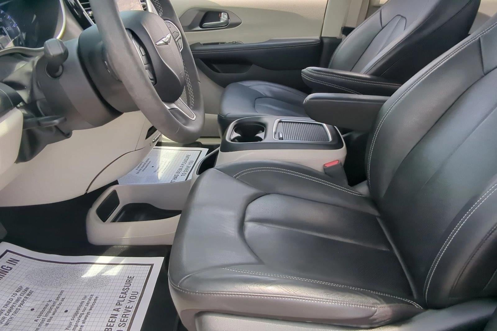 2022 Chrysler Pacifica Touring L FWD
