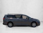 2022 Chrysler Pacifica Touring L FWD