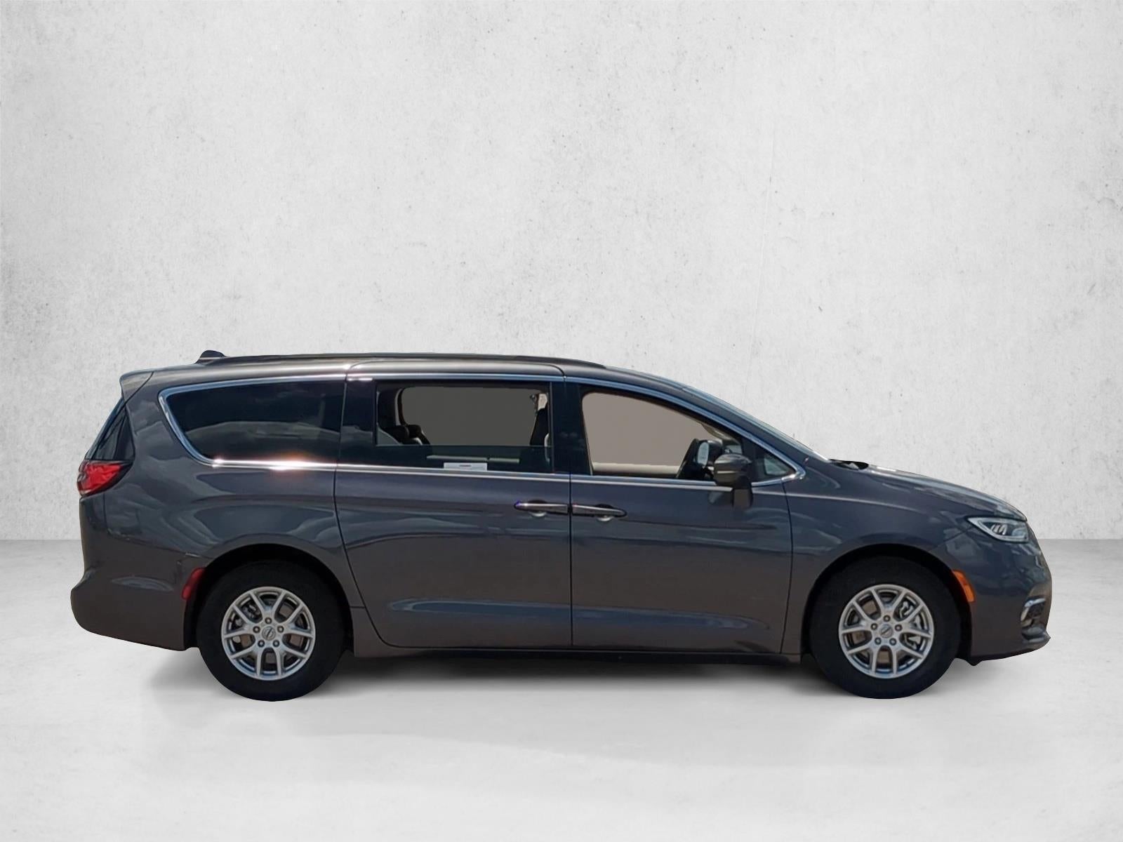2022 Chrysler Pacifica Touring L FWD