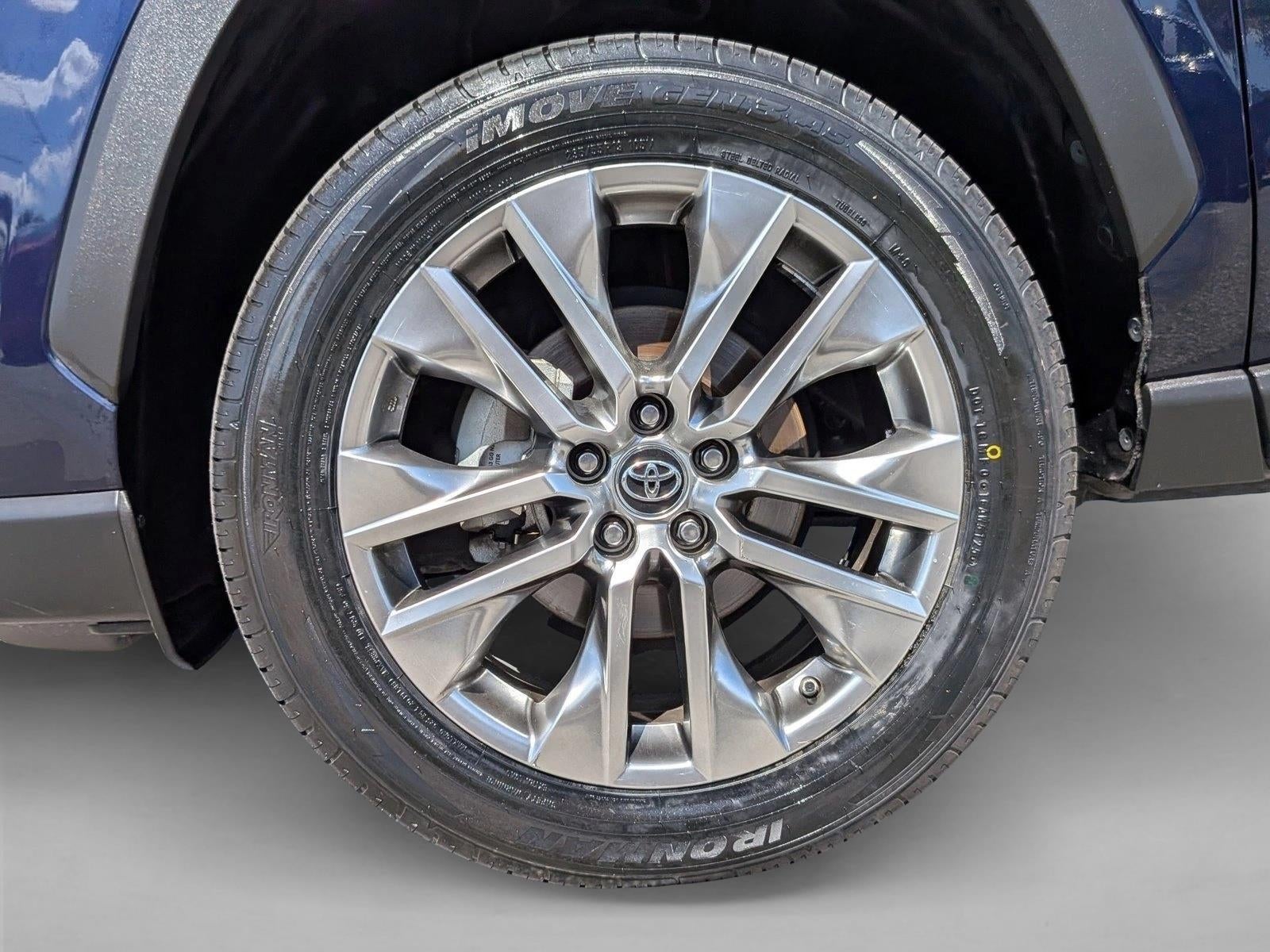 2019 Toyota RAV4 XLE Premium FWD (Natl)