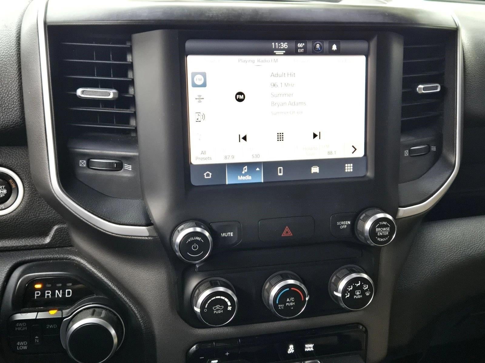 2022 RAM 2500 Big Horn 4x4 Crew Cab 6'4" Box